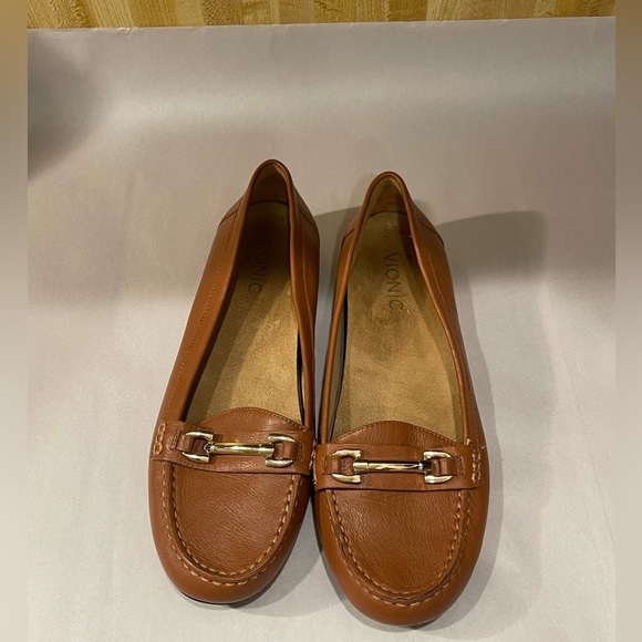 Vionic Women's 356 Kenya Brown Leather  Penny Loafers - Picture 5 of 6